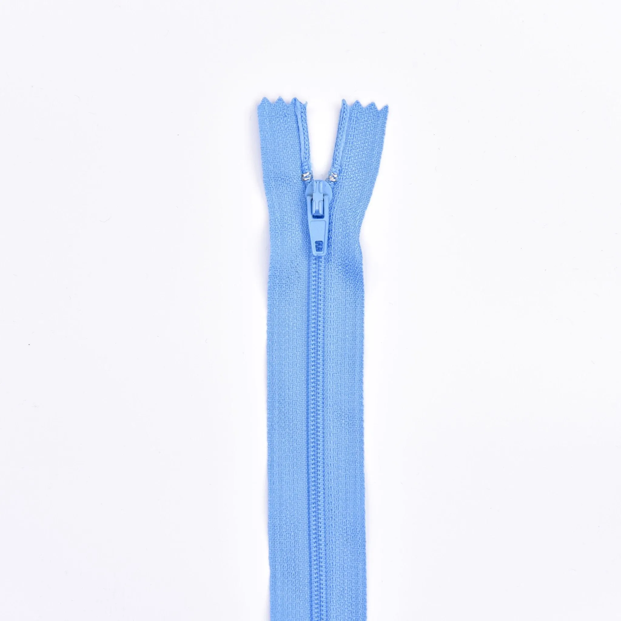 Multi Purpose Zippers 20 cm Close End