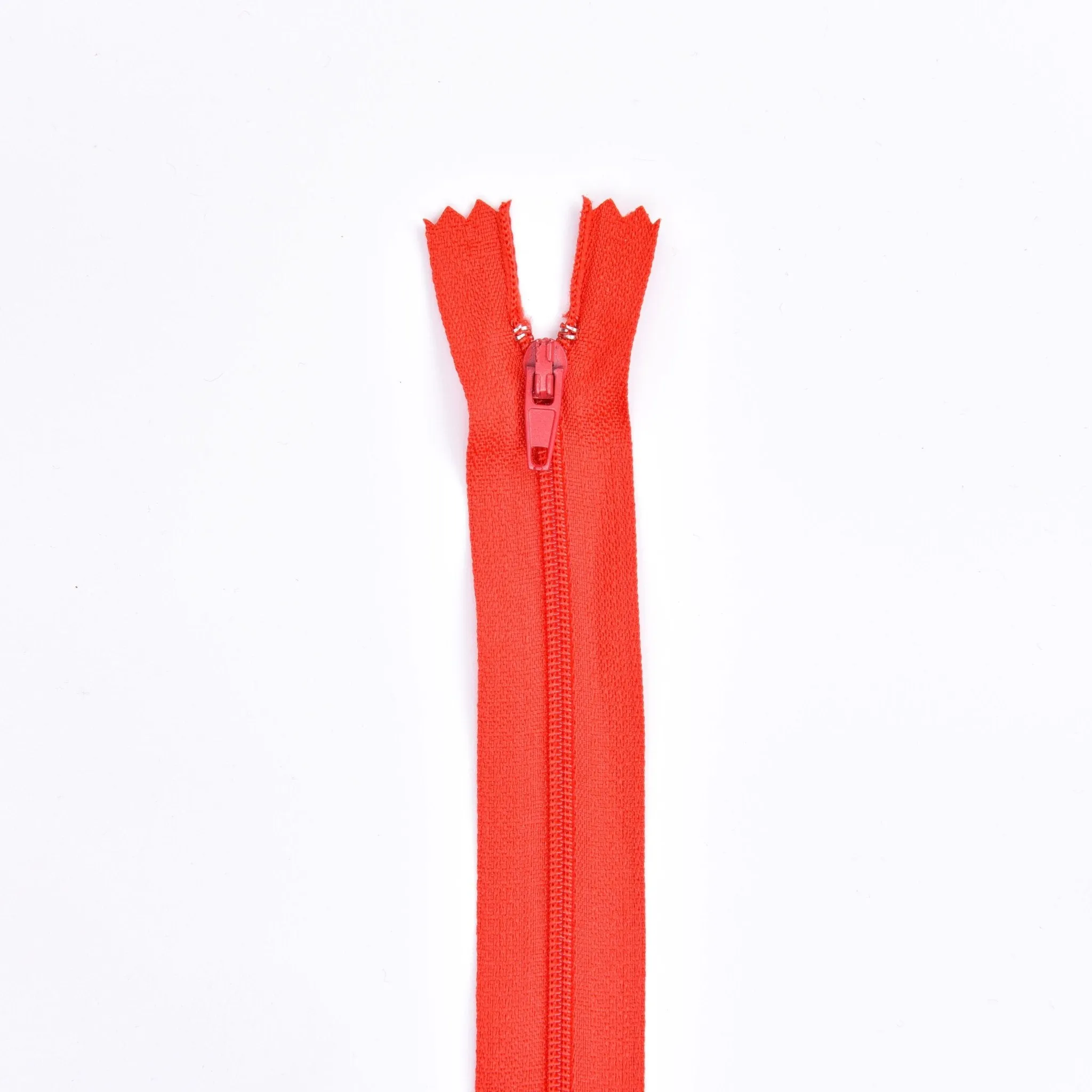 Multi Purpose Zippers 20 cm Close End