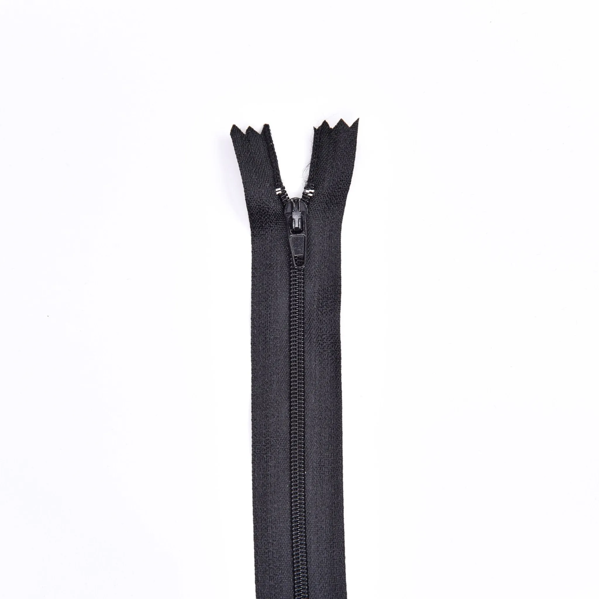 Multi Purpose Zippers 20 cm Close End