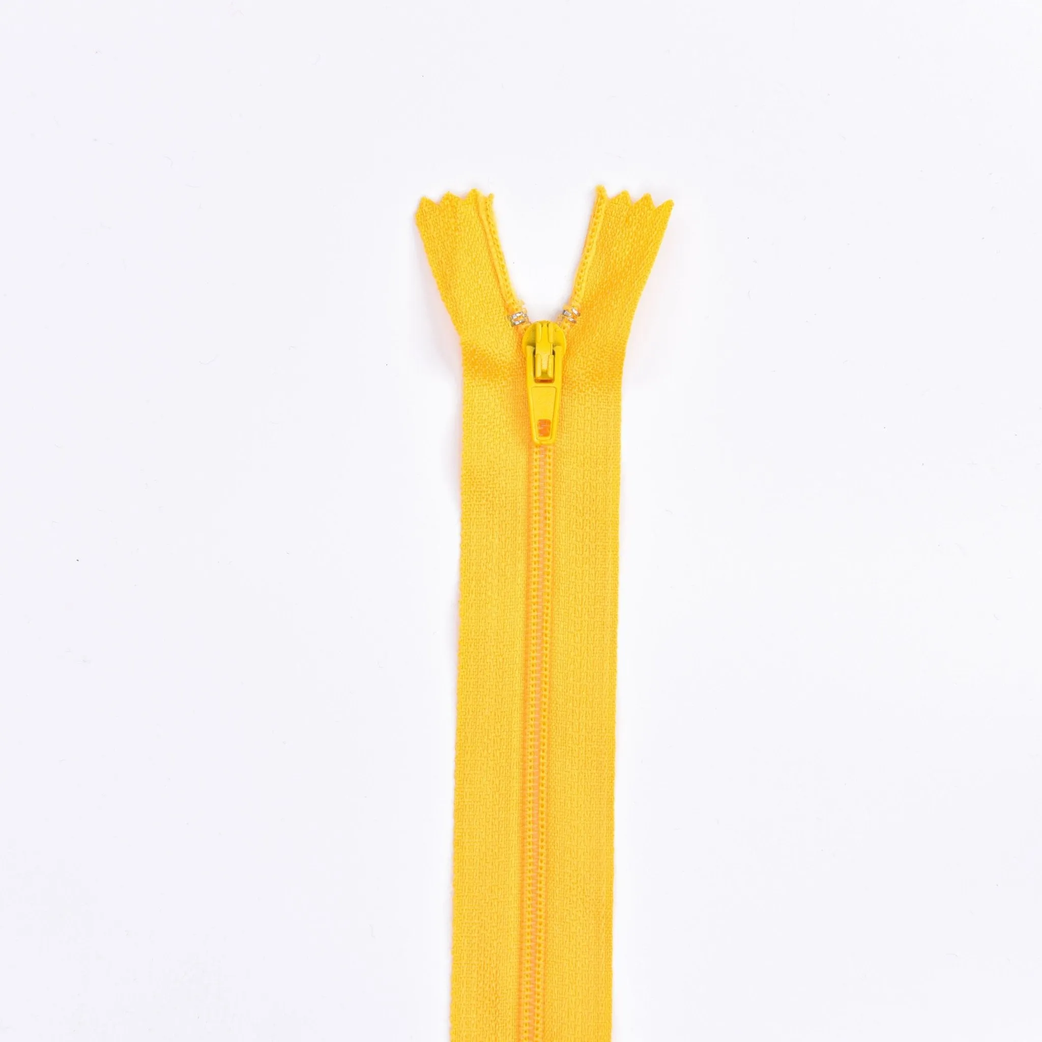 Multi Purpose Zippers 20 cm Close End